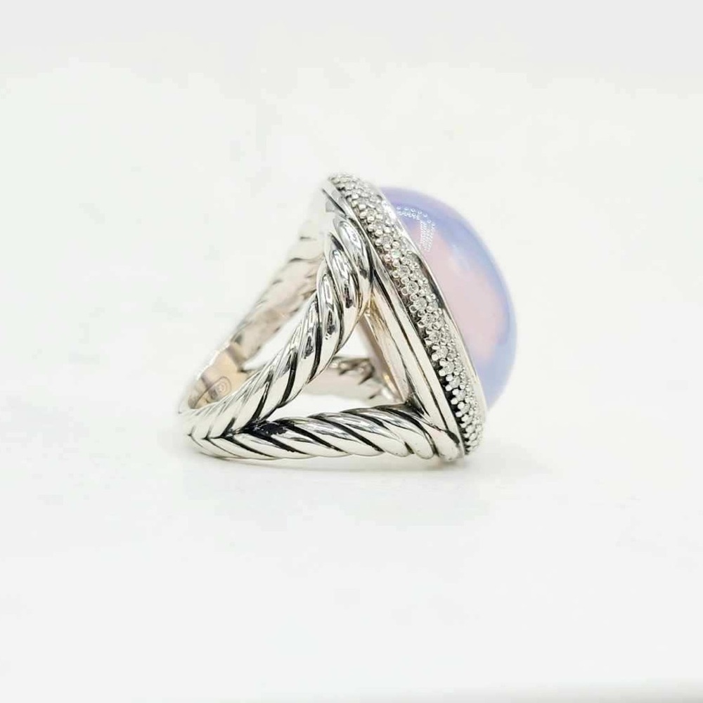 David Yurman Signature Oval Ring With Lavender Moonstone And Diamonds - Picture 4 of 15